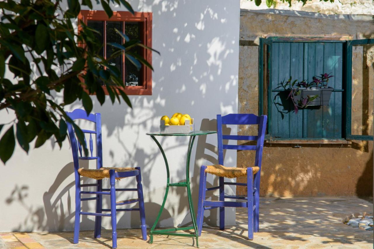 Вилла Pavlakis Lemon-Tree House Элунда Экстерьер фото
